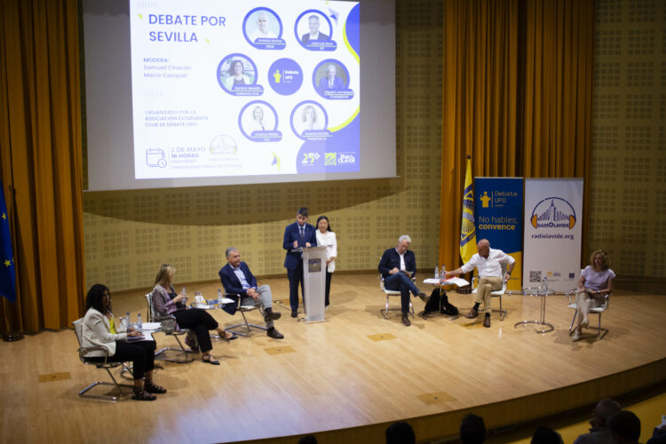 Debate por Sevilla en el Paraninfo UPO
