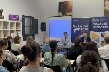 Cristóbal Ortega, director del Instituto Andaluz de Flamenco y David Cobos, vicerrector de Cultura y Políticas Sociales