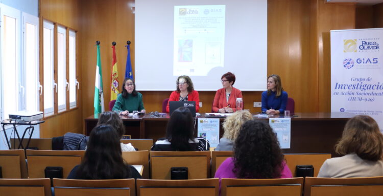 Carmen, Macarena Esteban, Teresa Terrón y Rocío Cárdenas