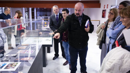 Exposición fotográfica ‘Pasaje Begoña: descubrir lo que fuimos para saber quiénes somos’.