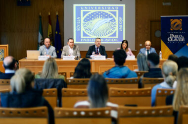 José Jiménez, Antonio Fernández, David Cobos, Silvia Pozo y Francisco Vázquez en la presentación de las Jornadas