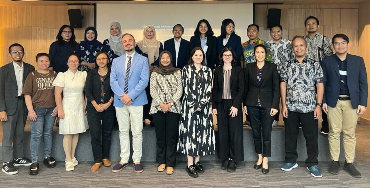 Raúl Sánchez en la Srinakharinwirot University, Bangkok