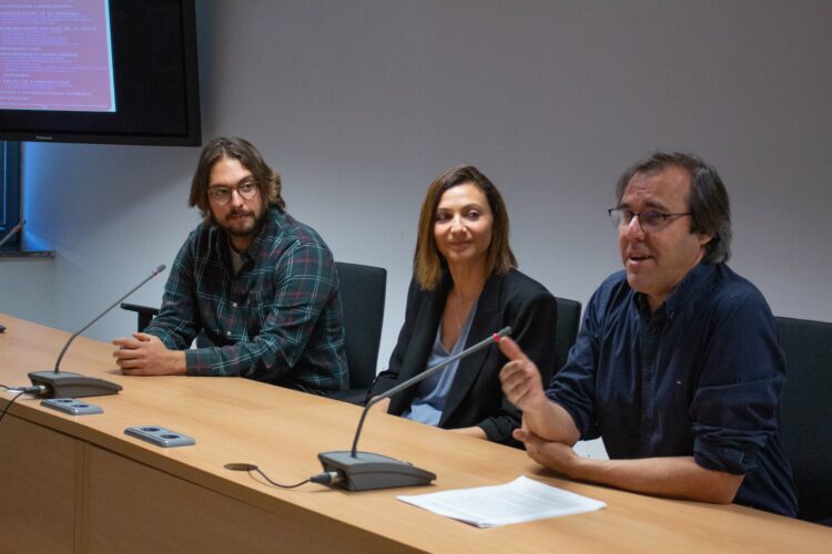 De izquierda a derecha, Ignacio González Salgado, Cristina Mateos Mora y Juan Miguel Gómez Espino.