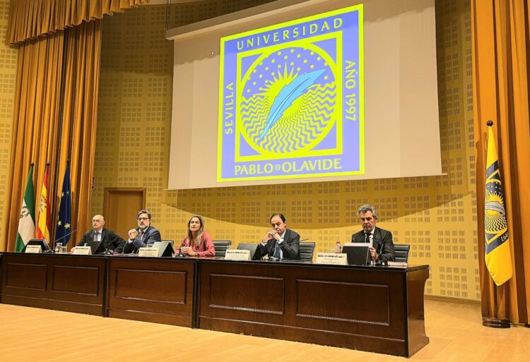 Presentación del Seminario en el Paraninfo