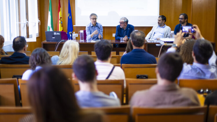 Francisco Lorenzo, José A. Sánchez Medina, Juan Cuartero y Luis Merino en la presentación de las Jornadas