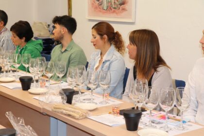 Imagen de la cata de vino celebrada ayer.