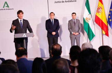 Francisco Oliva, Juan M. Moreno y Carlos Villamandos en el Palacio de San Telmo
