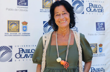 Mercedes de Pablos en la sede de la UPO en Carmona