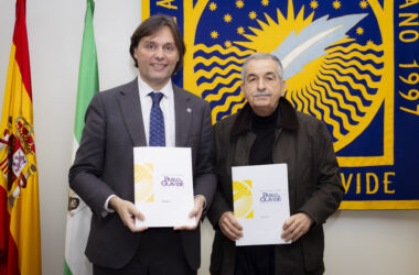 Francisco Oliva y Jehad K. Suleiman Rashid