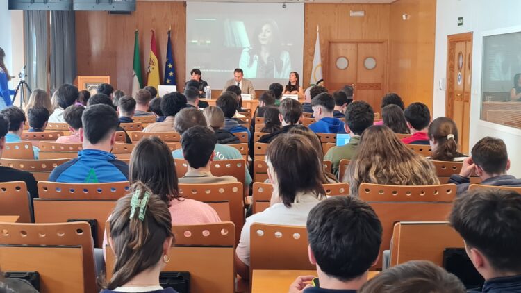 MESA REDONDA IMPULSANDO LA IGUALDAD EN EL DEPORTE