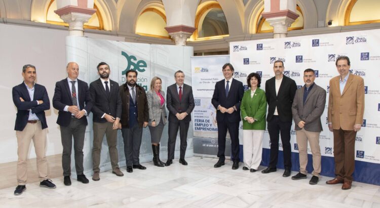 Representantes de las instituciones y entidades que colaboran en la Feria de Empleo UPO 2025
