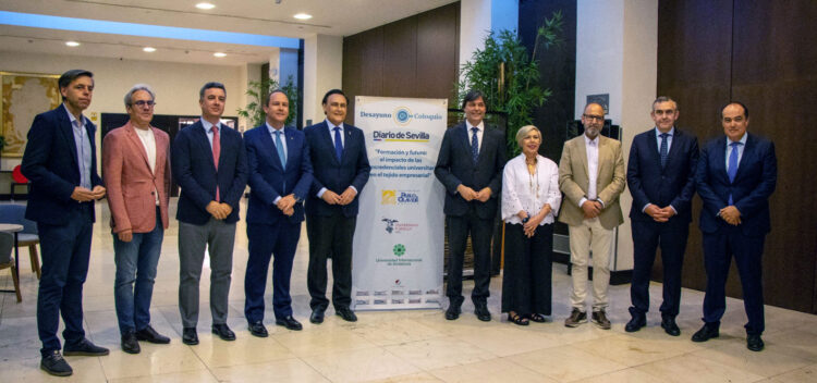 Encuentro sobre microcredenciales universitarias