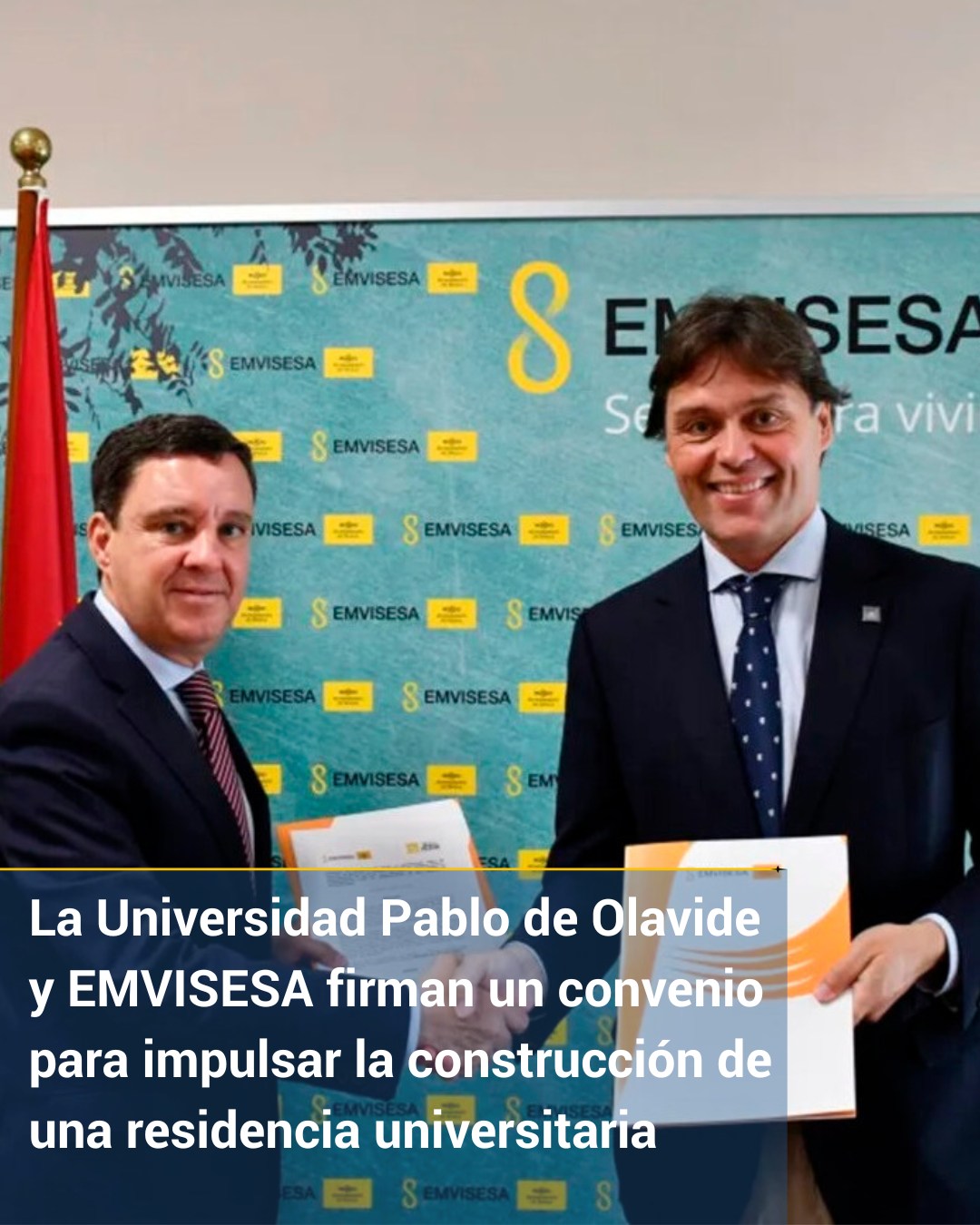 🏗️🤝 Hoy hemos dado un paso decisivo para mejorar las opciones de alojamiento de nuestro estudiantado.
Hemos suscrito un acuerdo de colaboración con @emvisesa Empresa Municipal de Vivienda, Suelo y Equipamiento de Sevilla, que hará posible la construcción de una residencia universitaria en nuestro campus.
📍 El futuro edificio se ubicará en la Avenida de Sevilla, en una parcela de más de 10.000 m², y contribuirá a dar respuesta a la creciente demanda de vivienda asequible para estudiantes, fortaleciendo la vida académica y social de la universidad y la ciudad.
Este proyecto supondrá:
✅ Un impulso económico y la creación de empleo local
✅ Un modelo de gestión sostenible y eficiente
✅ La garantía de calidad en el diseño, construcción y explotación de la residencia
La firma del convenio consolida nuestro compromiso con el desarrollo de infraestructuras que mejoren la experiencia universitaria y con un campus más dinámico, inclusivo y sostenible.
Puedes leer la noticia completa en story y en el enlace de la Bio.
#ResidenciaUniversitaria #viviendaestudiantil #LaOlavideEresTú
#campusUPO #UniversidadPablodeOlavide