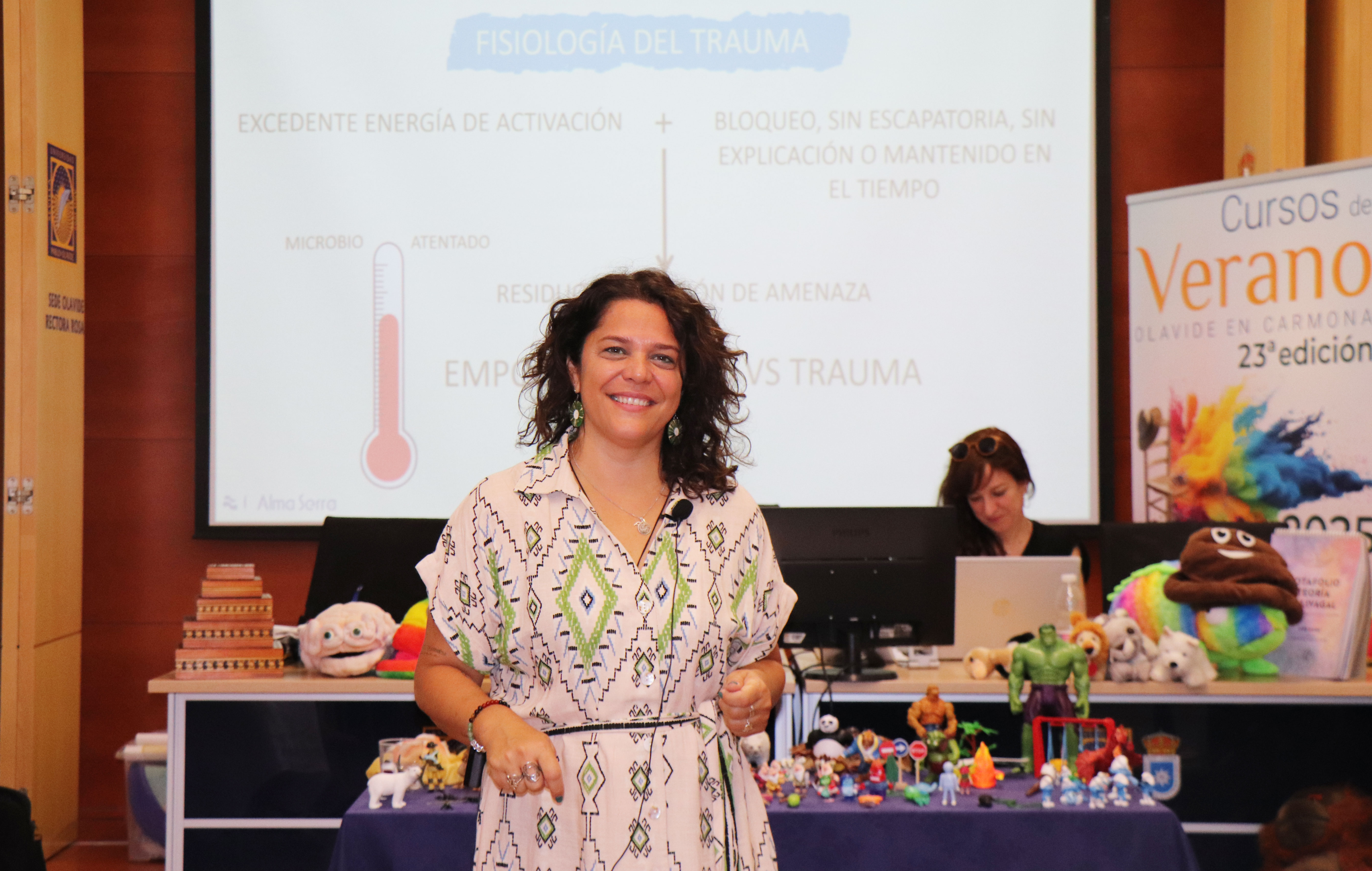 Alma Serra en los Cursos de Verano de la UPO
