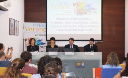 Laura Gómez, Elma Sáiz, Francisco Oliva y Raúl Gómez durante la inauguración del curso