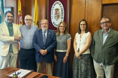 Desde la izquierda: Moisés Abascal, Carlos Ortiz, Alfonso Carmona, Laura López, Lola Ortiz y Juan José Silva
