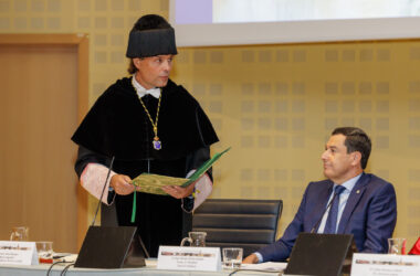 Francisco Oliva y Juan Manuel Moreno en la inauguración del curso universitario andaluz 2025/2026