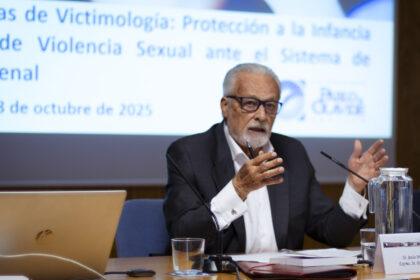 Jesús Maeztu durante su intervención en las Jornadas de Victimología
