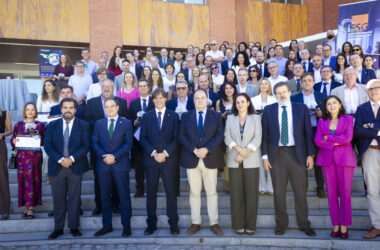 Foto de familia de las Jornadas ‘El Futuro de la Sostenibilidad en la Gestión Empresarial: Visión y Retos Actuales’