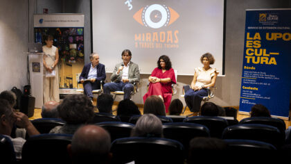 Raúl Álvarez, Francisco Oliva, Rocío Barragán y Laura Gómez en la inauguración del Festival de Cine y Envejecimiento 