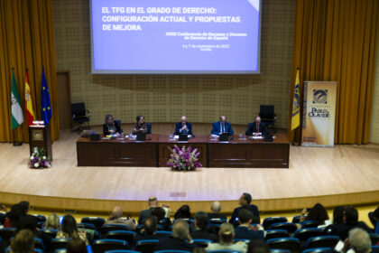 Grupo de Trabajo sobre la revisión del modelo actual de Trabajos de Fin de Grado