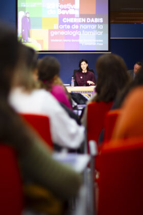 Cherien Dabis en su encuentro con estudiantes en la UPO