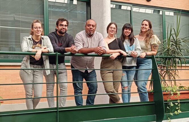 Desde la izquierda: Miriam Ortiz Padilla, Antonio Moreno Rodríguez*, Younes Smani, Irene Molina Panadero*, María José López Carballo y Ángela Rey Hidalgo*.