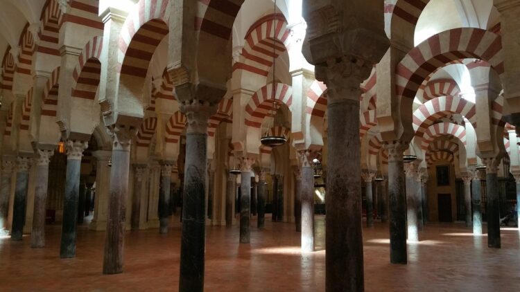 Interior de la Mezquita de Córdoba