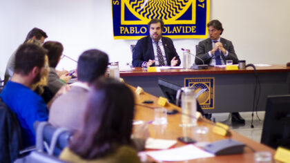Iván Pestaña y Francisco Oliva durante el Consejo Social