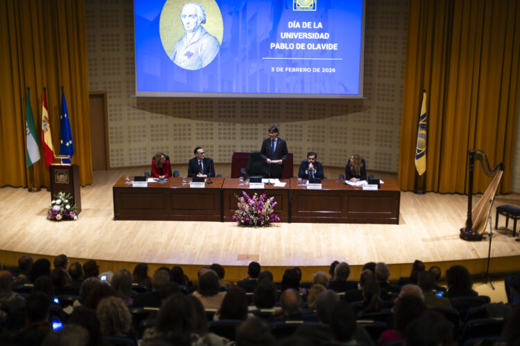 Acto del Día de la Universidad Pablo de Olavide en el Paraninfo