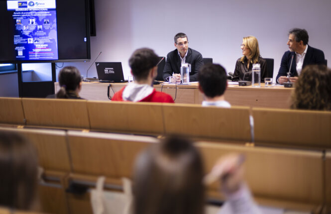 Miguel Ángel Serrano, Laura López de la Cruz y Francisco Infante