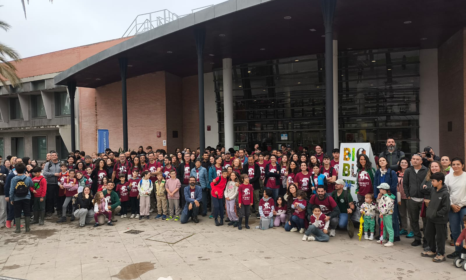 Imagen https://www.upo.es/diario/wp-content/uploads/2026/04/Foto-Familia-Bioblitz-Web.jpg