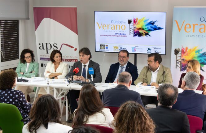 Presentación de los Cursos de Verano Olavide en Carmona 2026