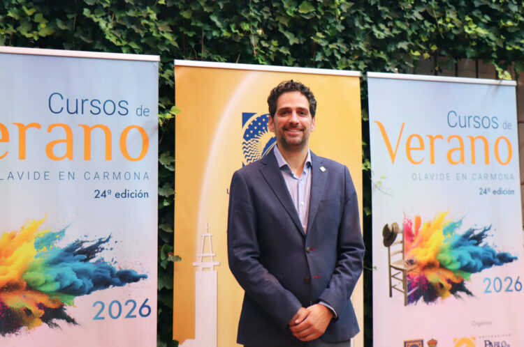Norberto Díaz en la sede Olavide en Carmona