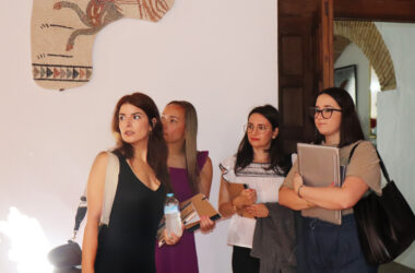 Alumnas en la sede de la UPO en Carmona, donde se imparten los cursos de verano