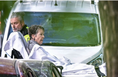 Traslado de Maricarmen en ambulancia el día de su desahucio, el pasado 23 de septiembre. RTVE