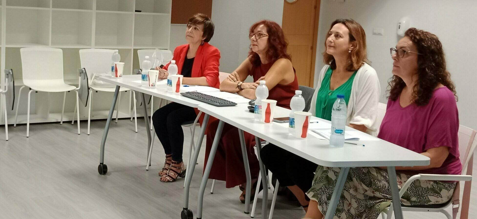 Entre hoy y mañana el FCSLAB asiste como apoyo  al                                      I Seminario Científico Internacional de Pedagogía Social “Retos y contribuciones de los grupos y redes de investigación y acción profesional”.