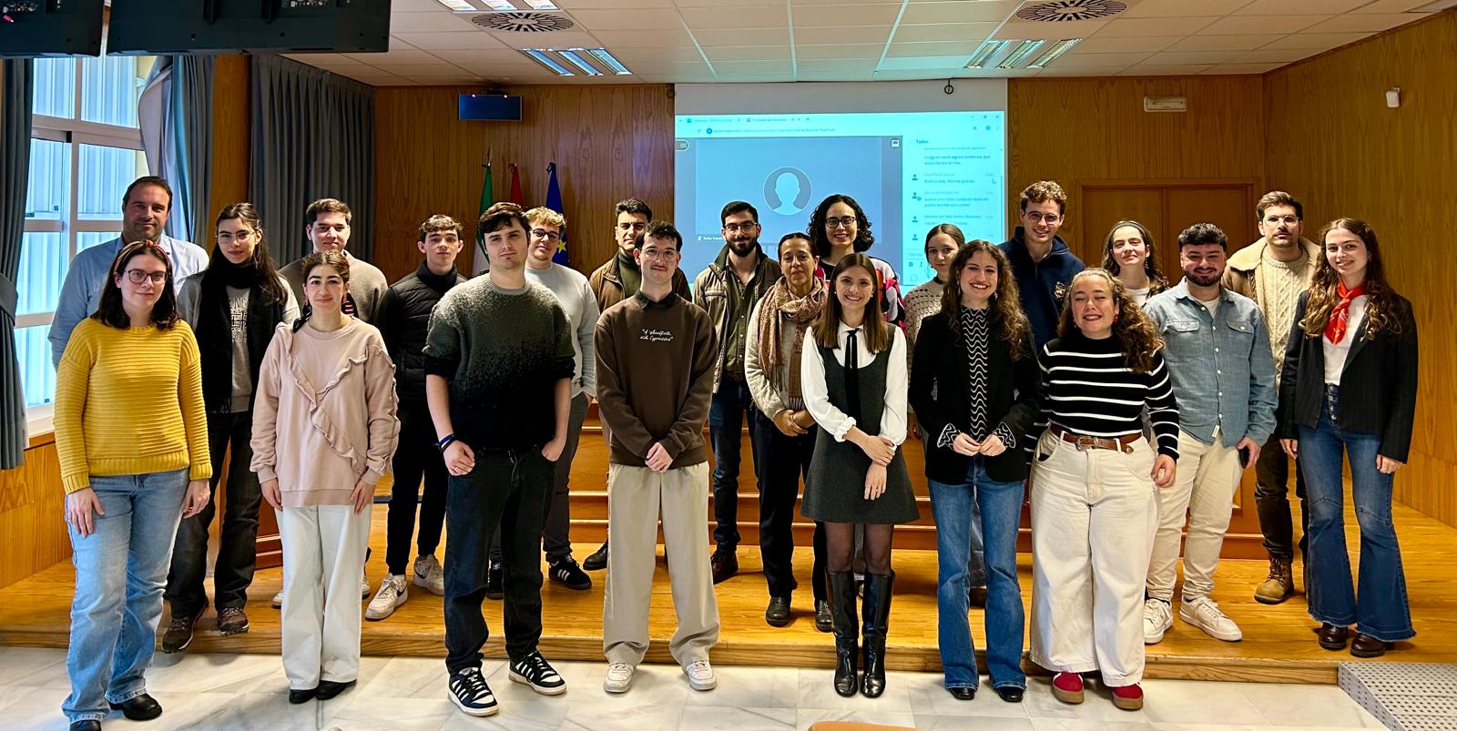 1.WhatsApp Image 2025-12-10 at 19.05.52