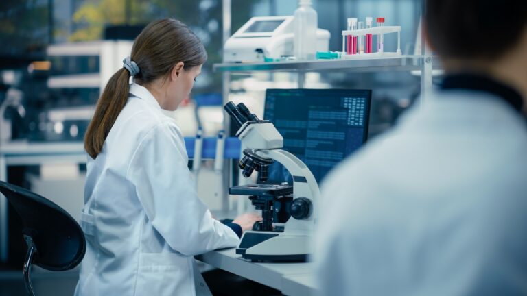 2025ci52 - Introducción a la gestión del conocimiento en las empresas biomédicas