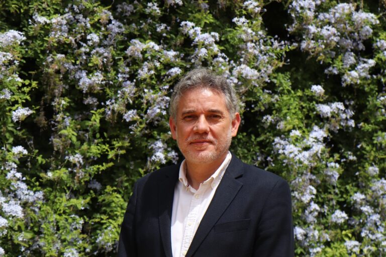 Ramón Salaverría ha asegurado que “si enfocamos la IA como una sustituta del periodismo, estamos interpretando mal la transformación”
