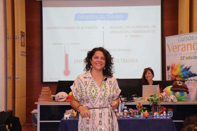 La sede Olavide en Carmona aborda los trastornos de conducta en el aula desde la perspectiva de las Escuelas sensibles al trauma