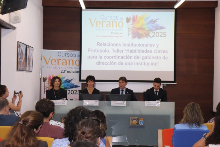 El rector de la UPO y la ministra de Inclusión inauguran el curso sobre Protocolo y Relaciones Institucionales