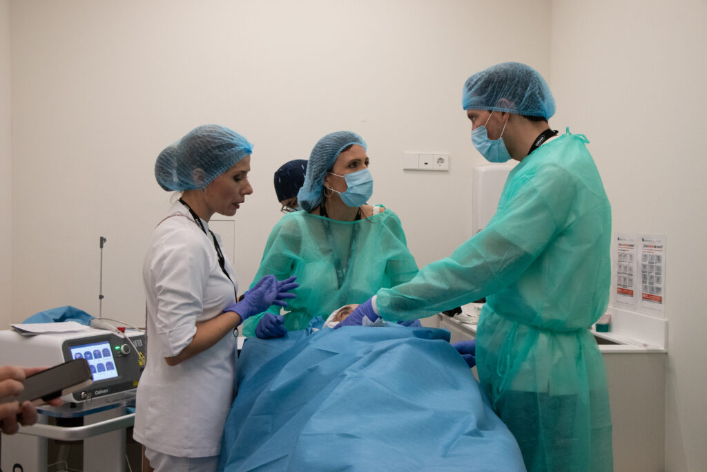 Abierto el plazo de matrícula para la tercera edición de la microcredencial ‘Técnicas de endoláser en medicina estética’