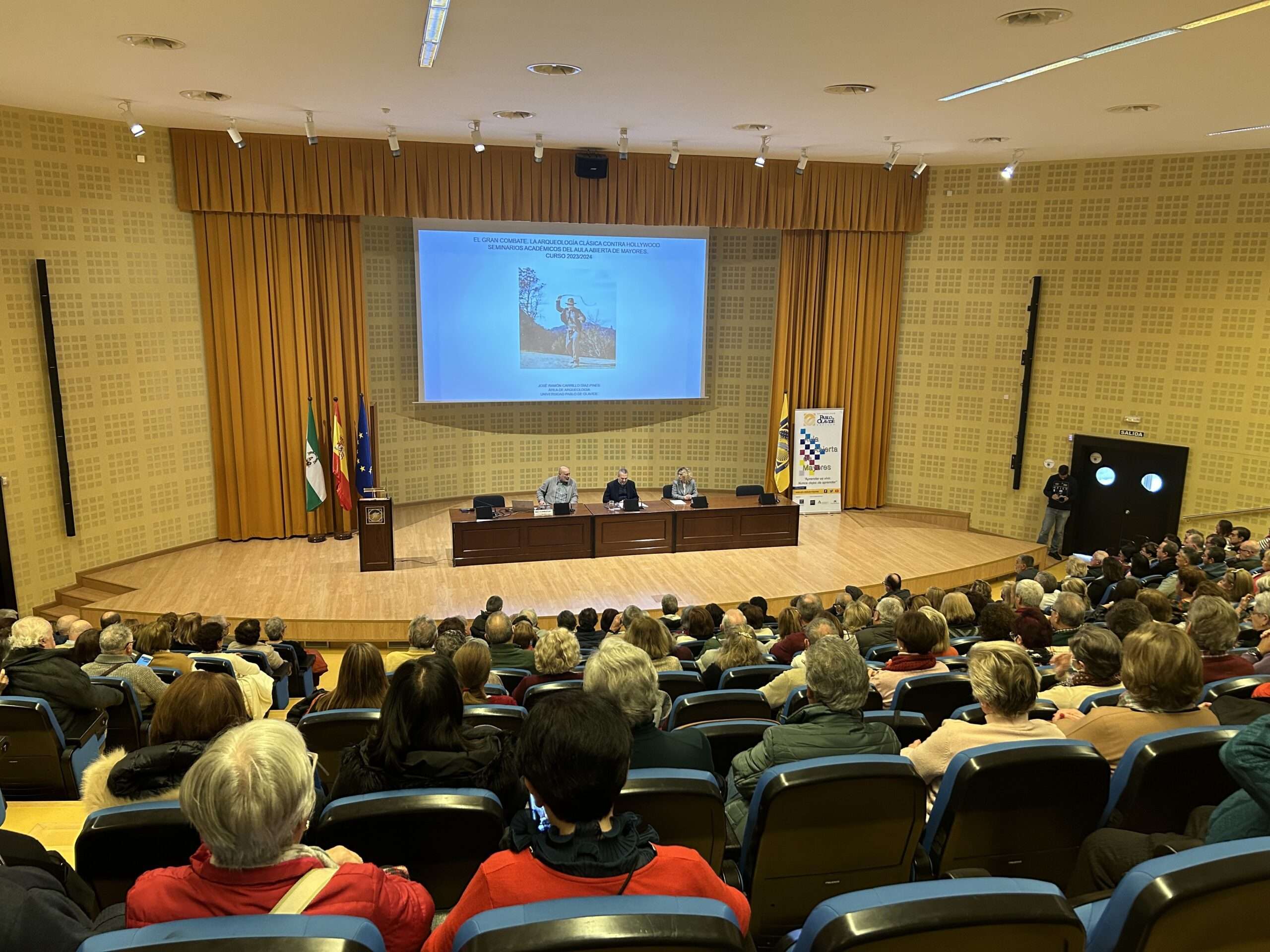 Inauguración de los seminarios académicos del Aula Abierta de Mayores