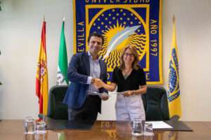 Firma convenio Integra CEE