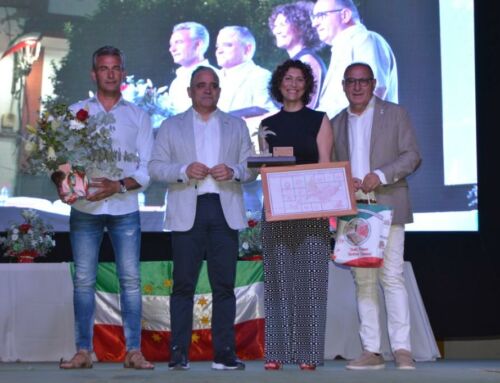 Fuente Palmera otorga a la Fundación de Municipios Pablo de Olavide el reconocimiento de Colono del Año