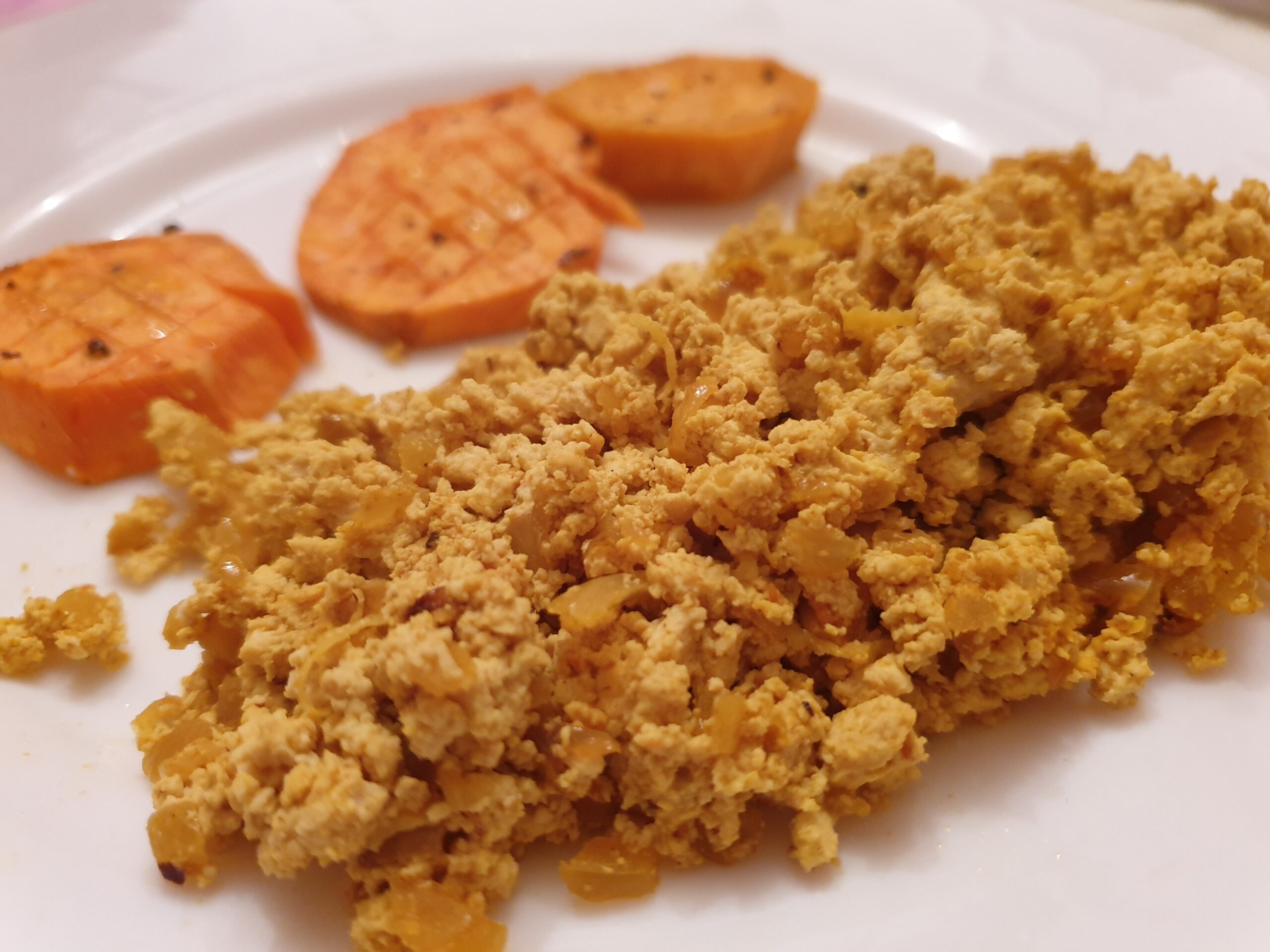Revuelto de tofu