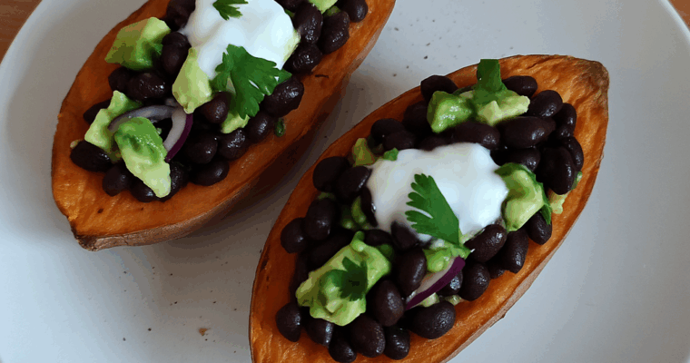 Tacos de boniato, judías y aguacate