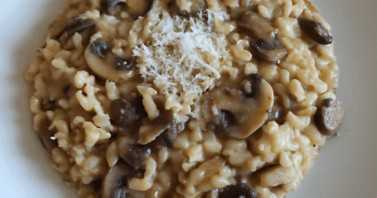 Arroz cremoso con setas y queso parmesano