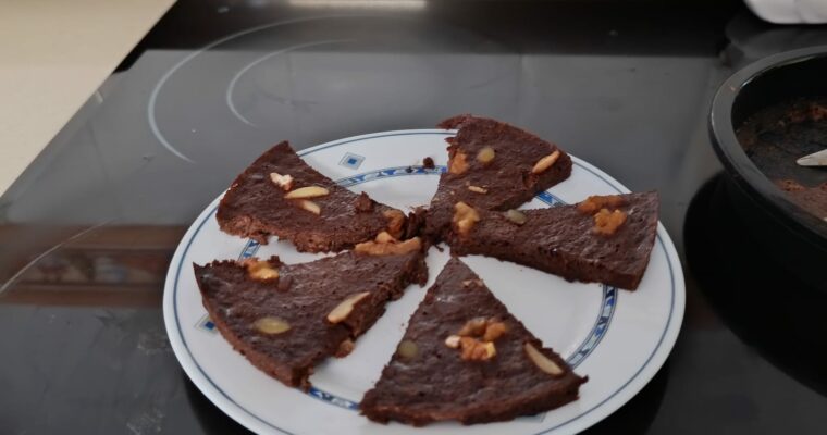 Brownie equilibrado de plátano y chocolate en Air Fryer